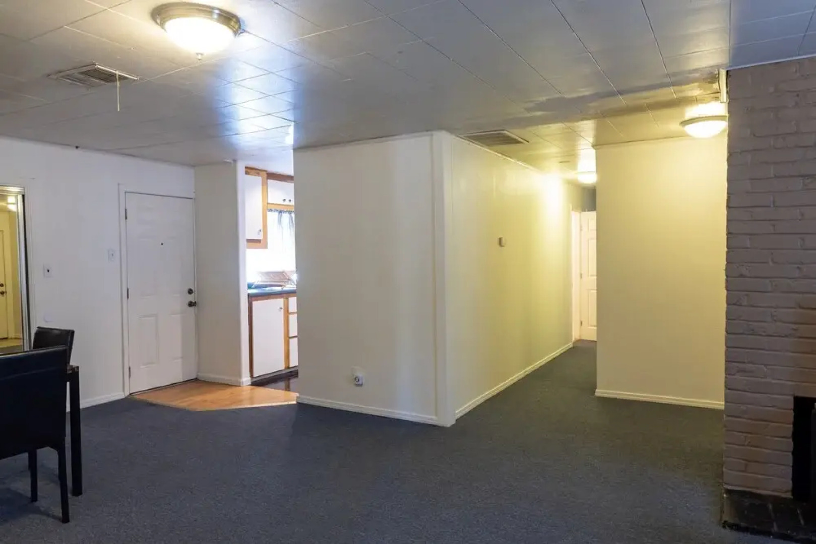 Cozy, 4-bedroom Near Concord Bart