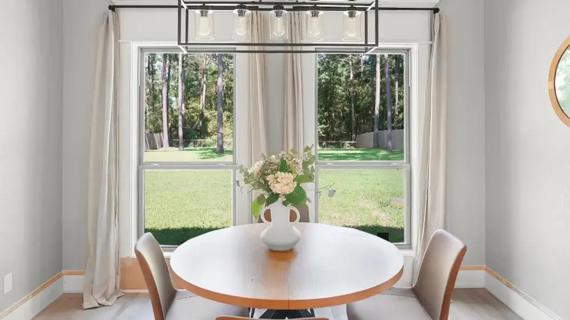 Towering Pines - 3 Beds, Near Lake, Huge Backyard