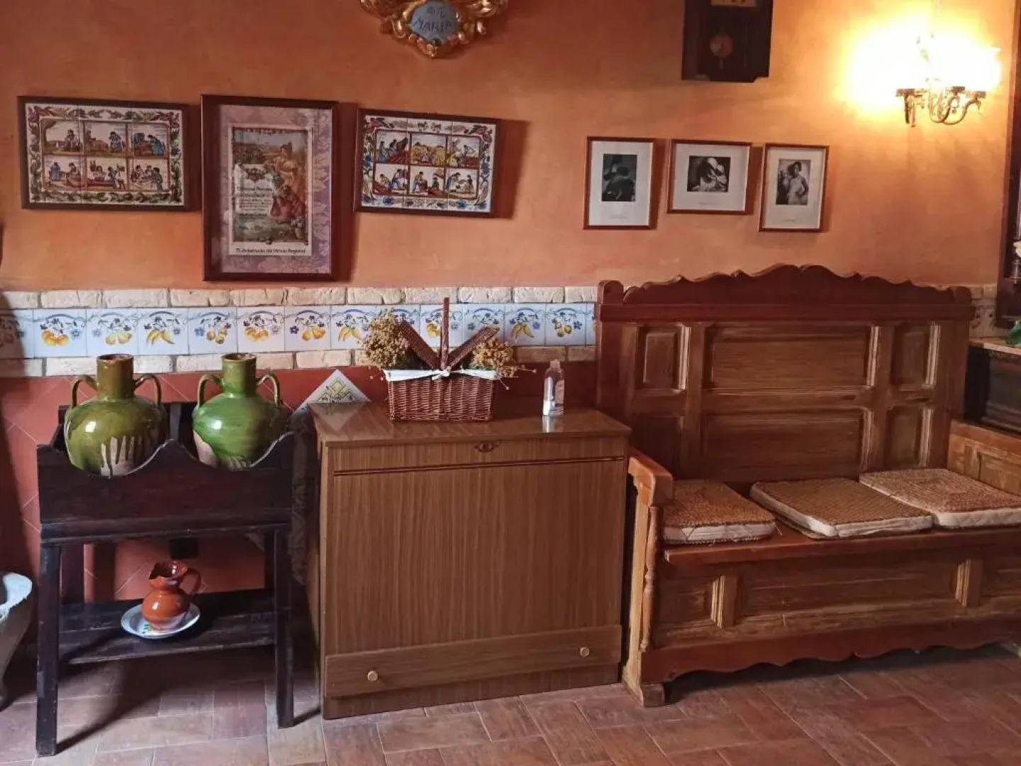 A la Sombra de la Torre