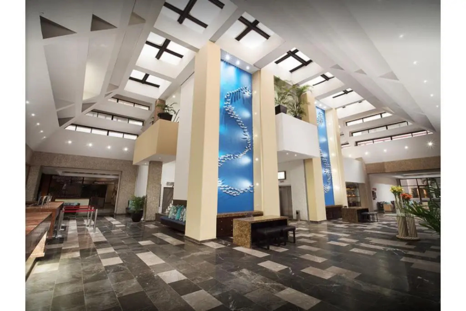 El Cid El Moro Beach Hotel