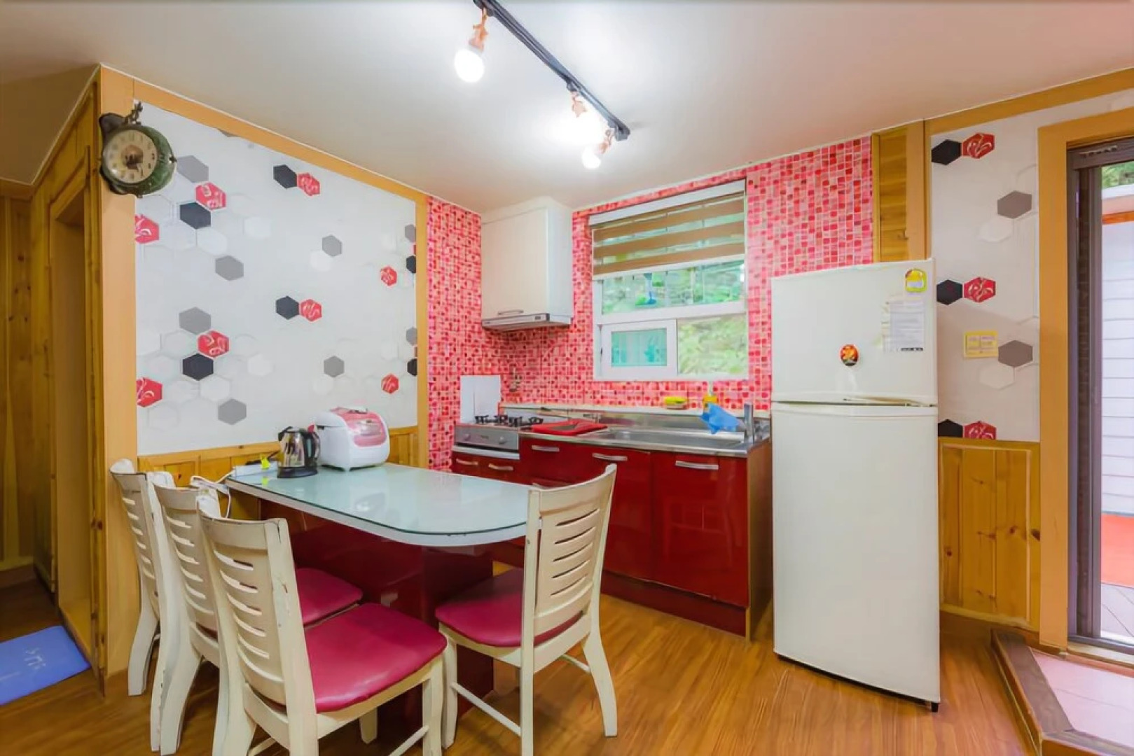 Yangpyeong Wide-garden House Pension