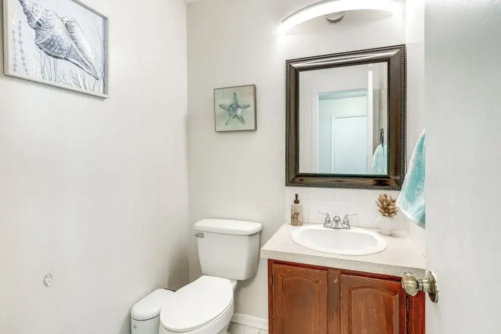 3 Mi to Marina: Riverview Family Home w/ Lanai!