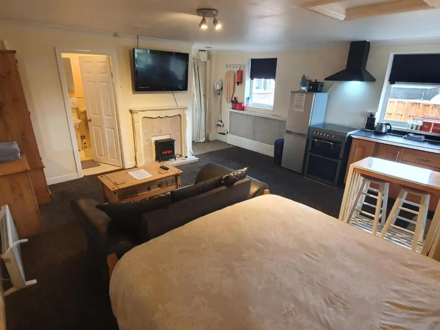 Sherwood Studio Annexe 1 Bedroom Entire Property