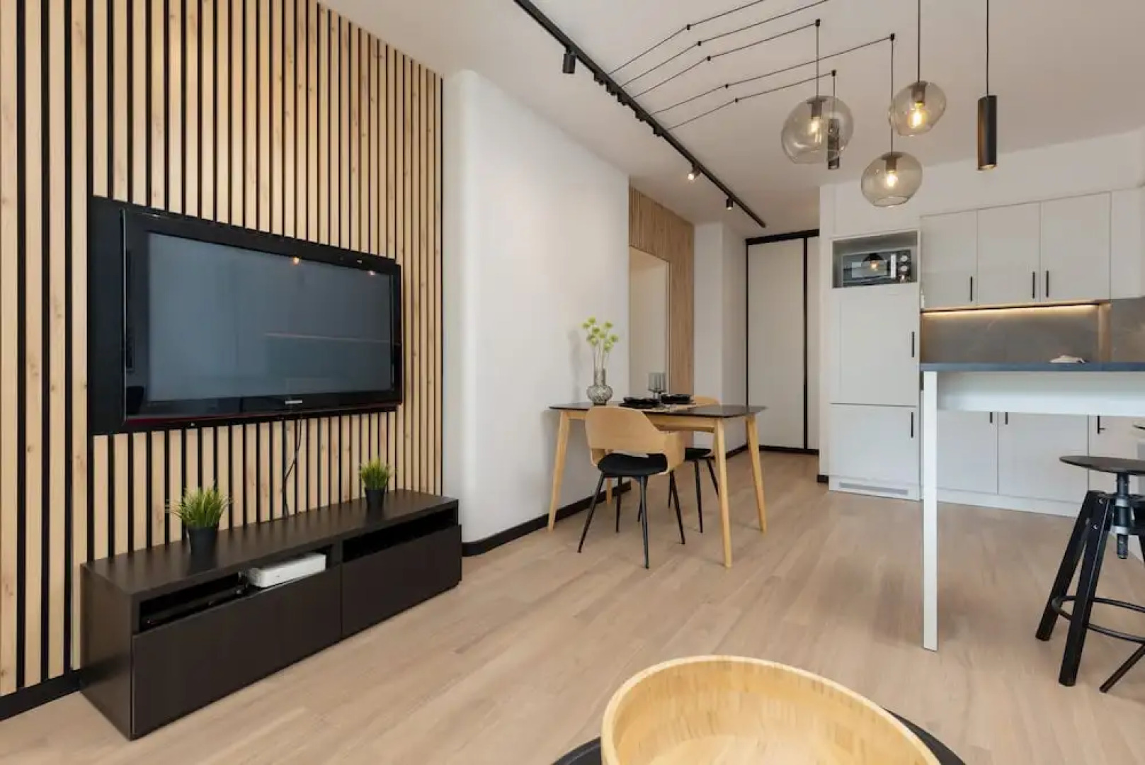 Piaseczno Stylish Apartment by Renters