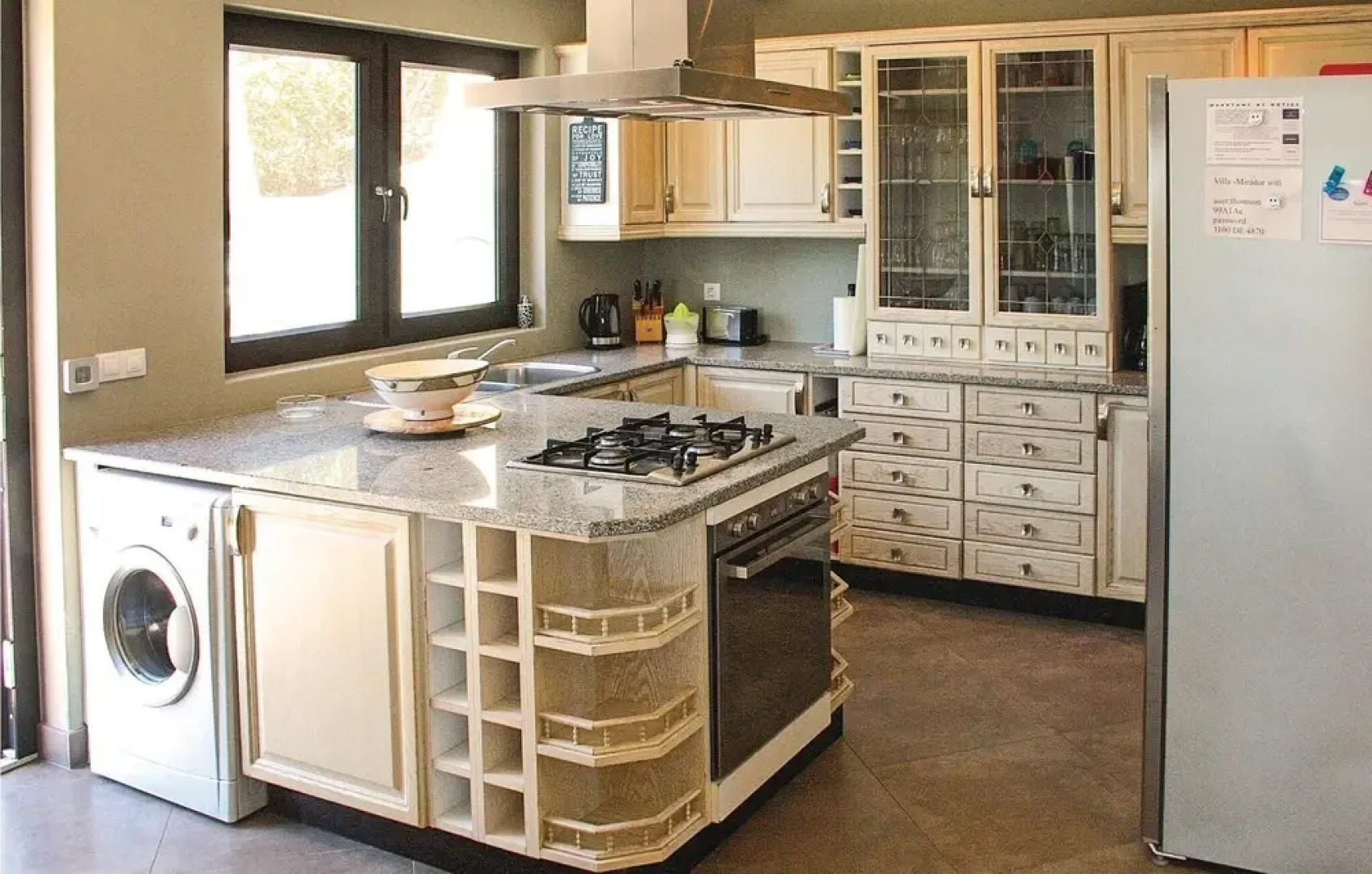 Stunning Home in Silves With Wifi and 4 Bedrooms