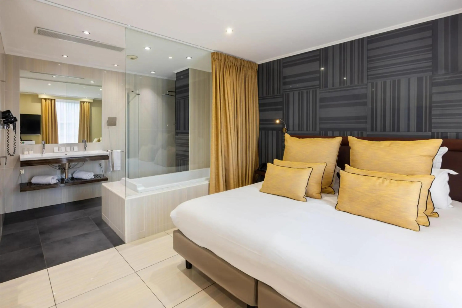 Best Western Plus Hotel Massena Nice