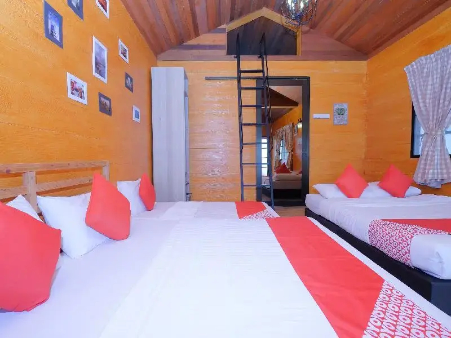 OYO 89370 TBox Premium Resort