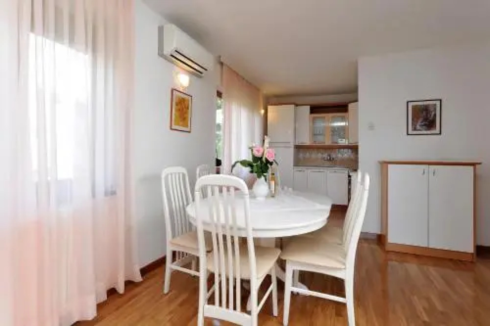 Apartments Villa Eden