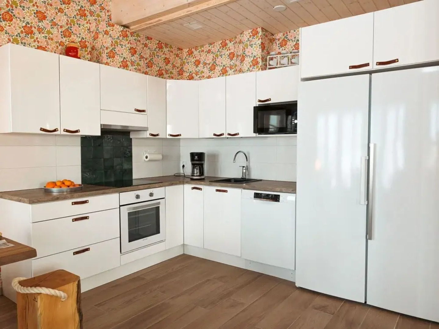 Villaroosa Hyv l Nkyl