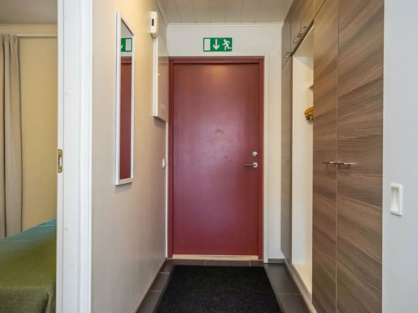 Skivillas 61 ukkohalla (b2)