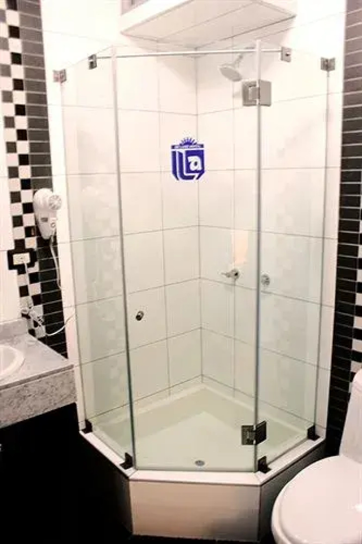 Laurents Deluxe Hotel