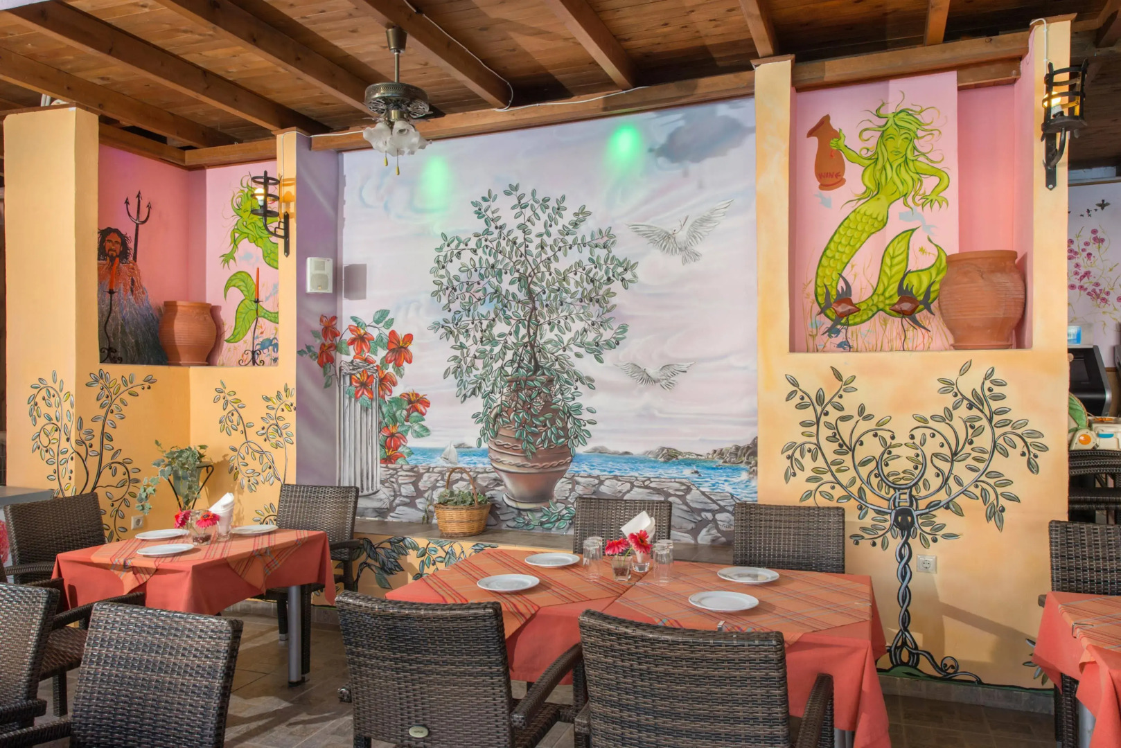 Marietta Hotel & Apartments