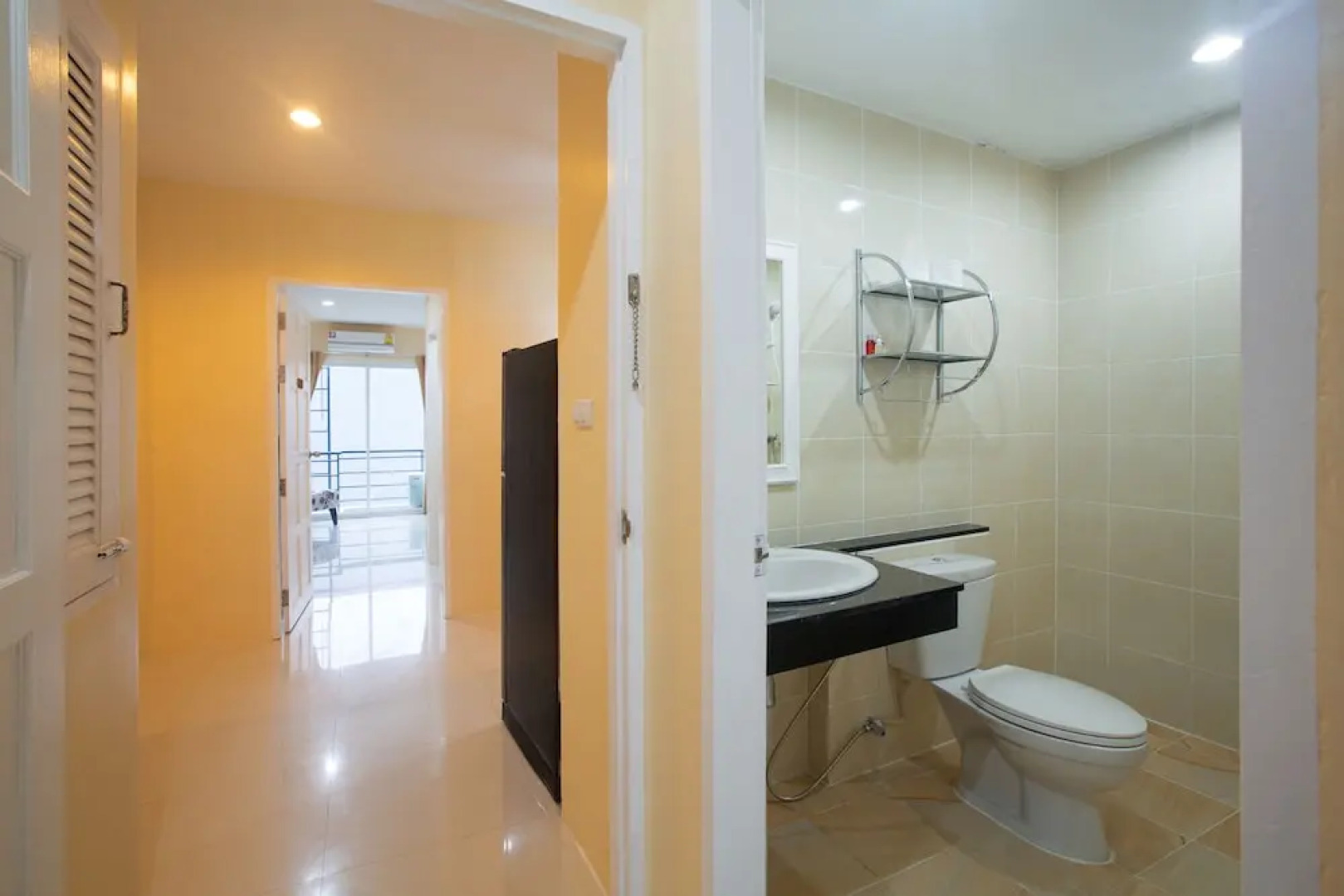 Island Patong Beachfront Apartments