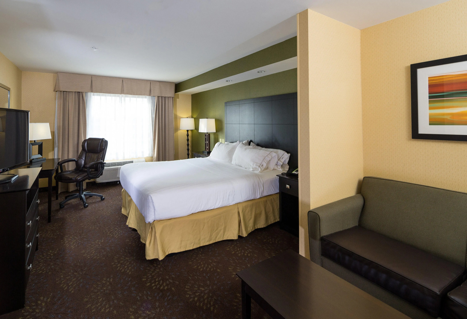 Holiday Inn Express & Suites Detroit North - Troy by IHG