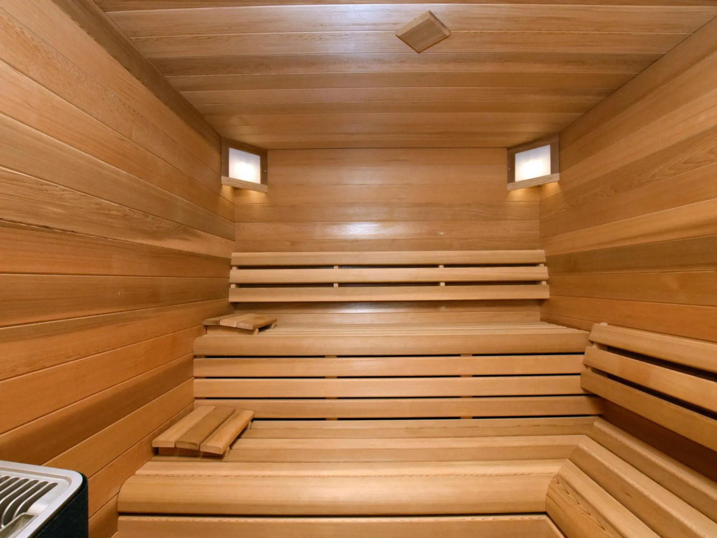 Pleasant Holiday Home in Somme-Leuze with Sauna and Terrace