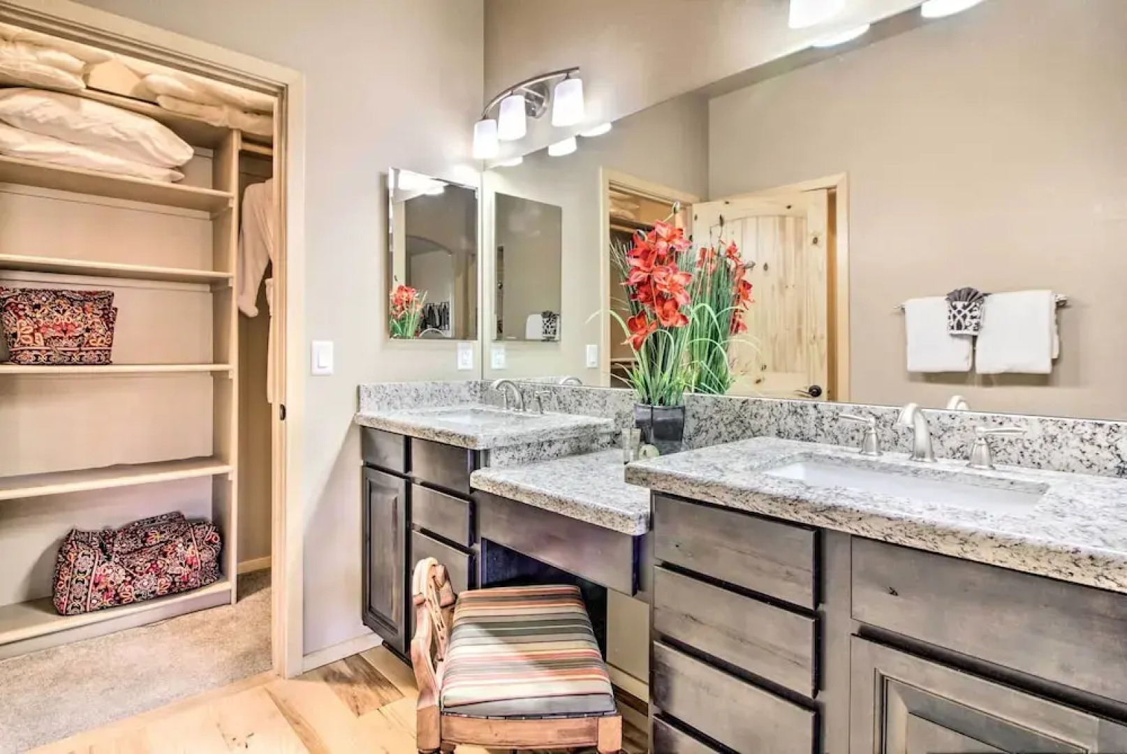 Waterfront Lakeside Home - 1 Block to Boat Ramp