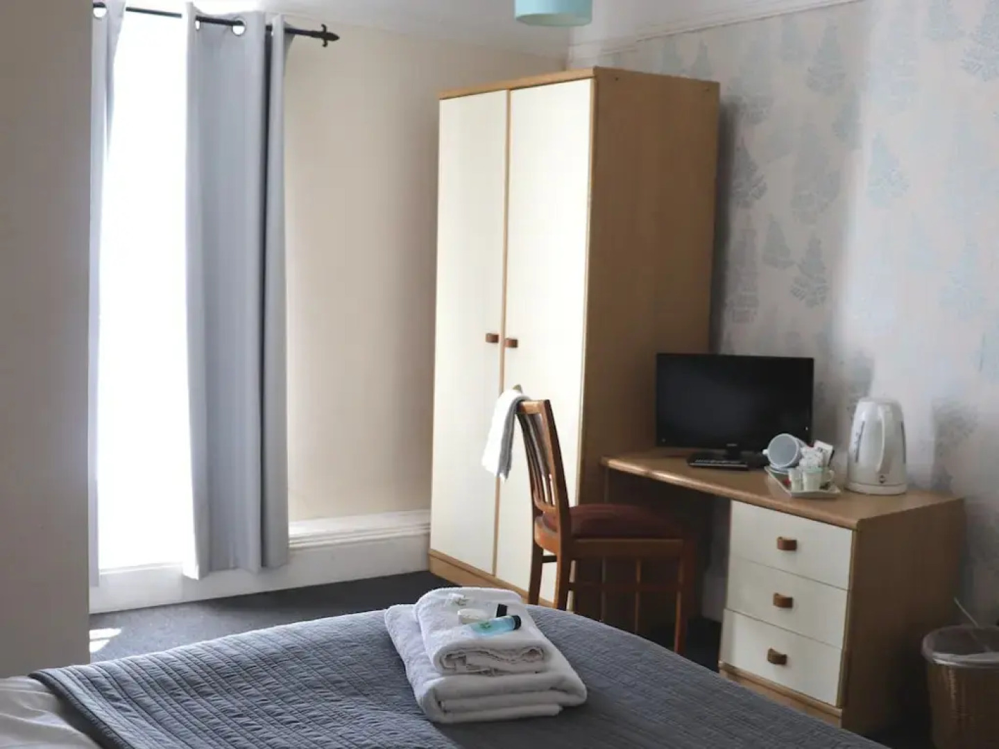 The White Horse Hotel