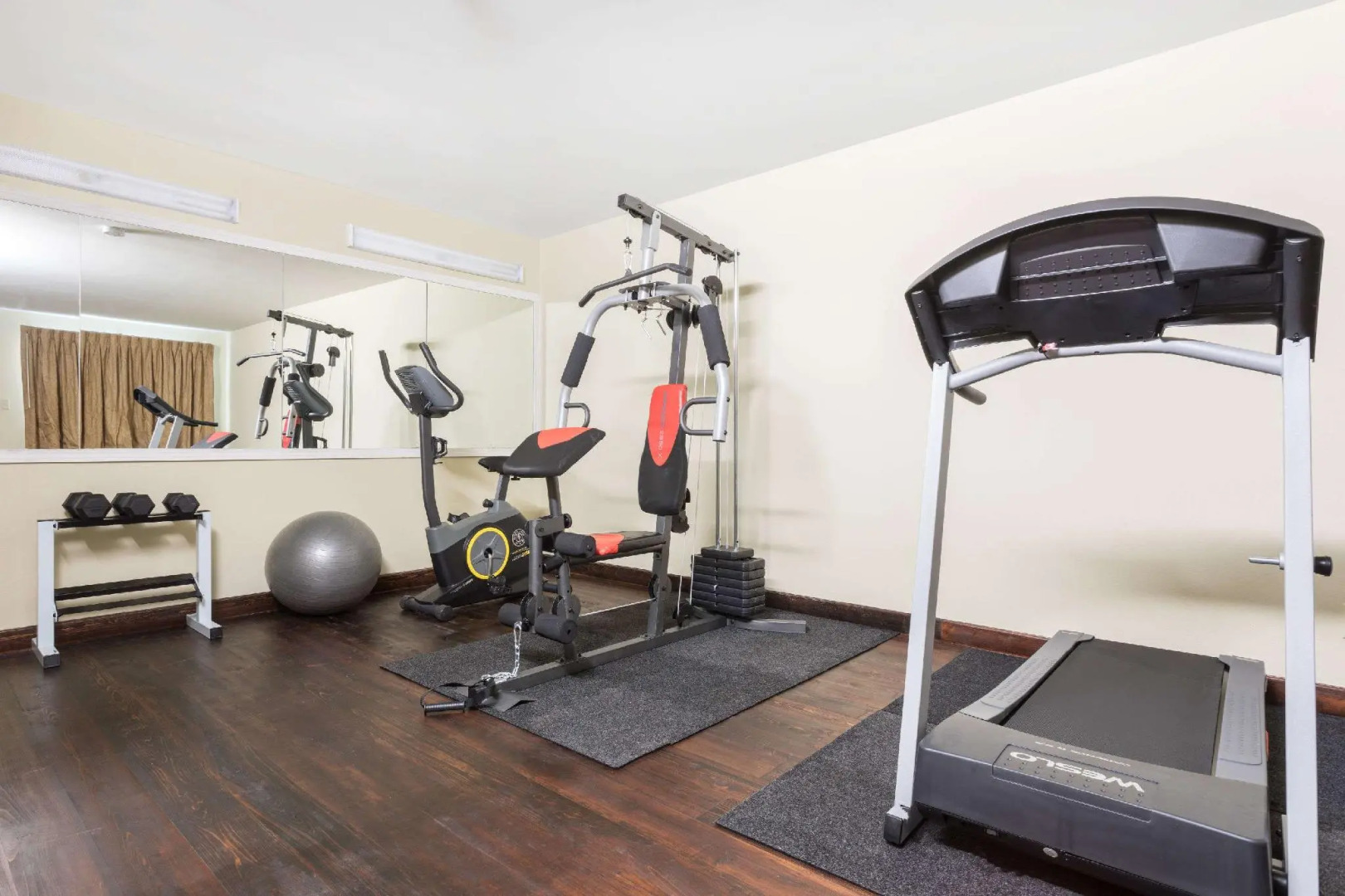 Economy Inn By OYO Ashburn