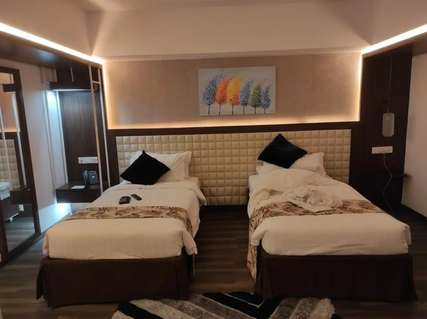 Grand River View Hotel