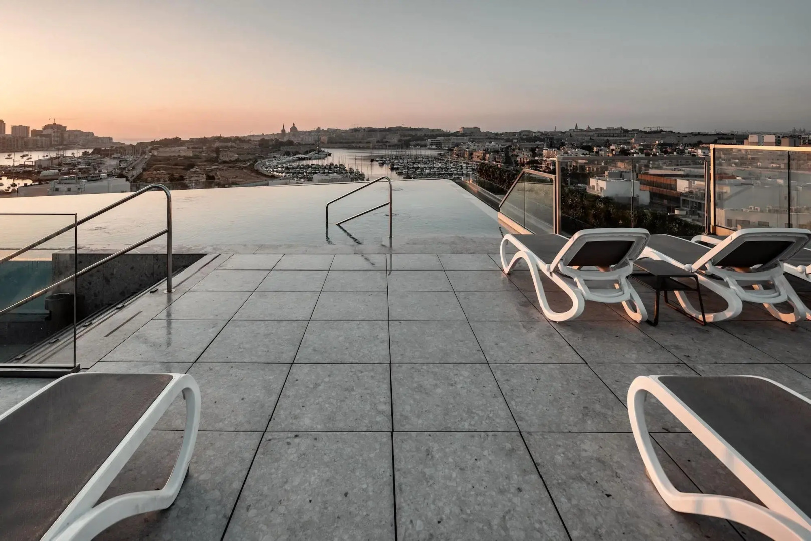 Grands Suites Hotel Residences & SPA