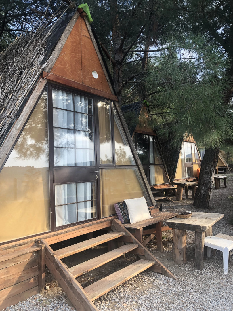 Kayserkaya Cottages & Camping