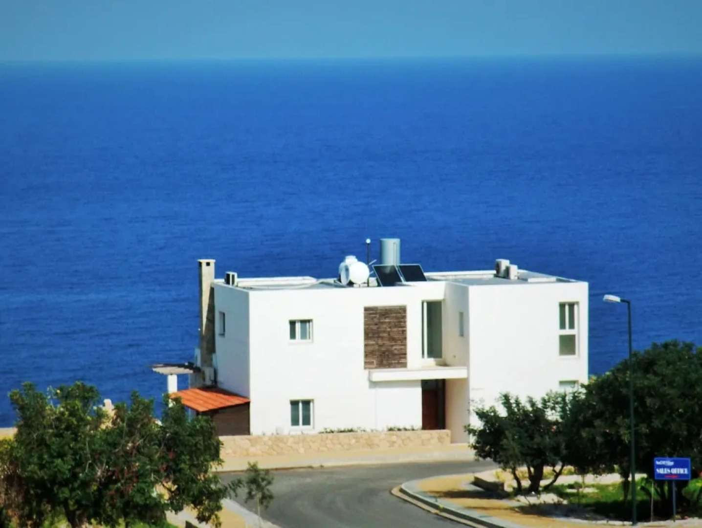 Ocean View Family Villa, Sleeps 2-10, Private Pool, Wifi, Internet Tv & Acs