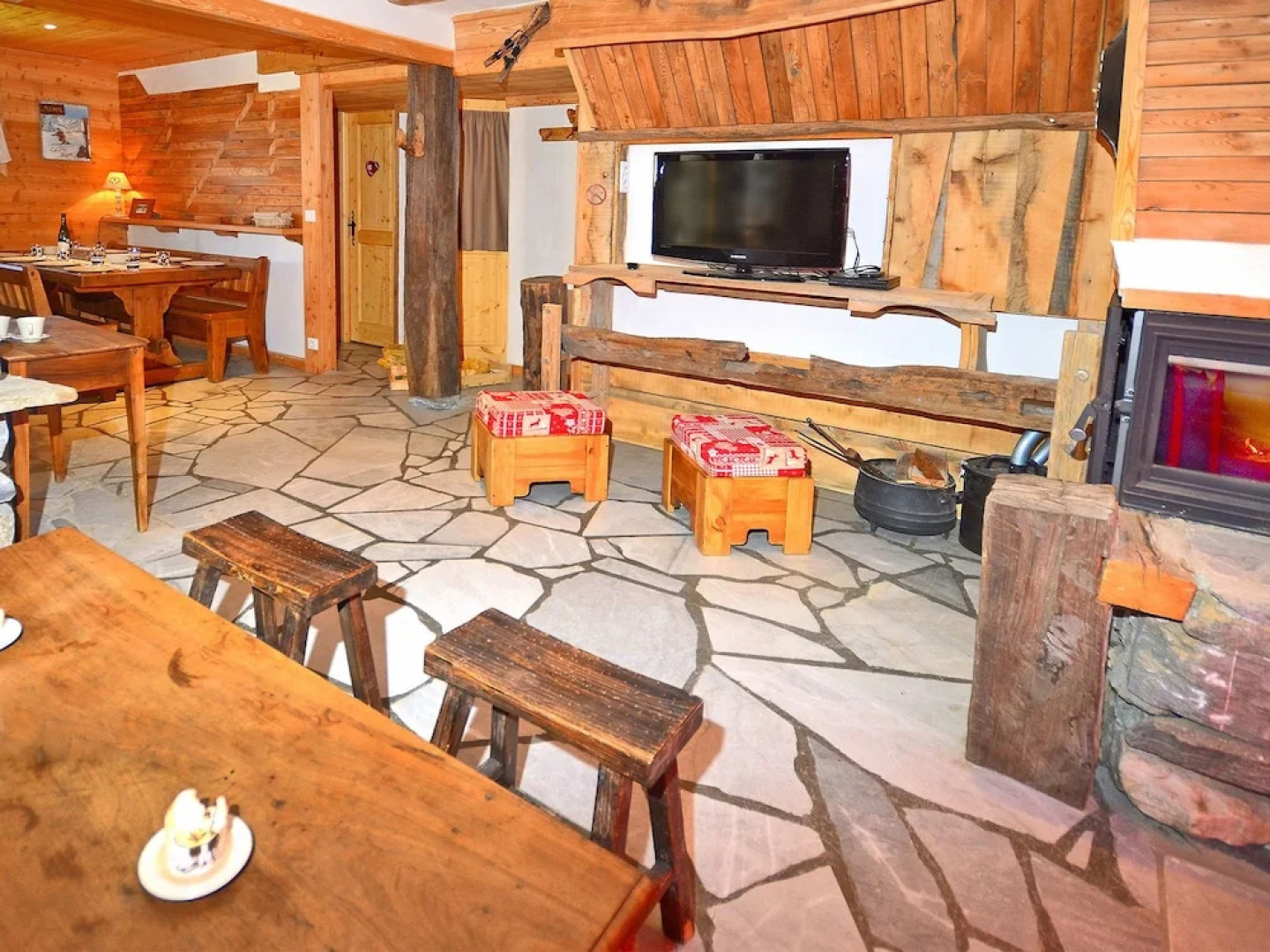 Chalet of Character Just 150 Meters From the ski Lifts