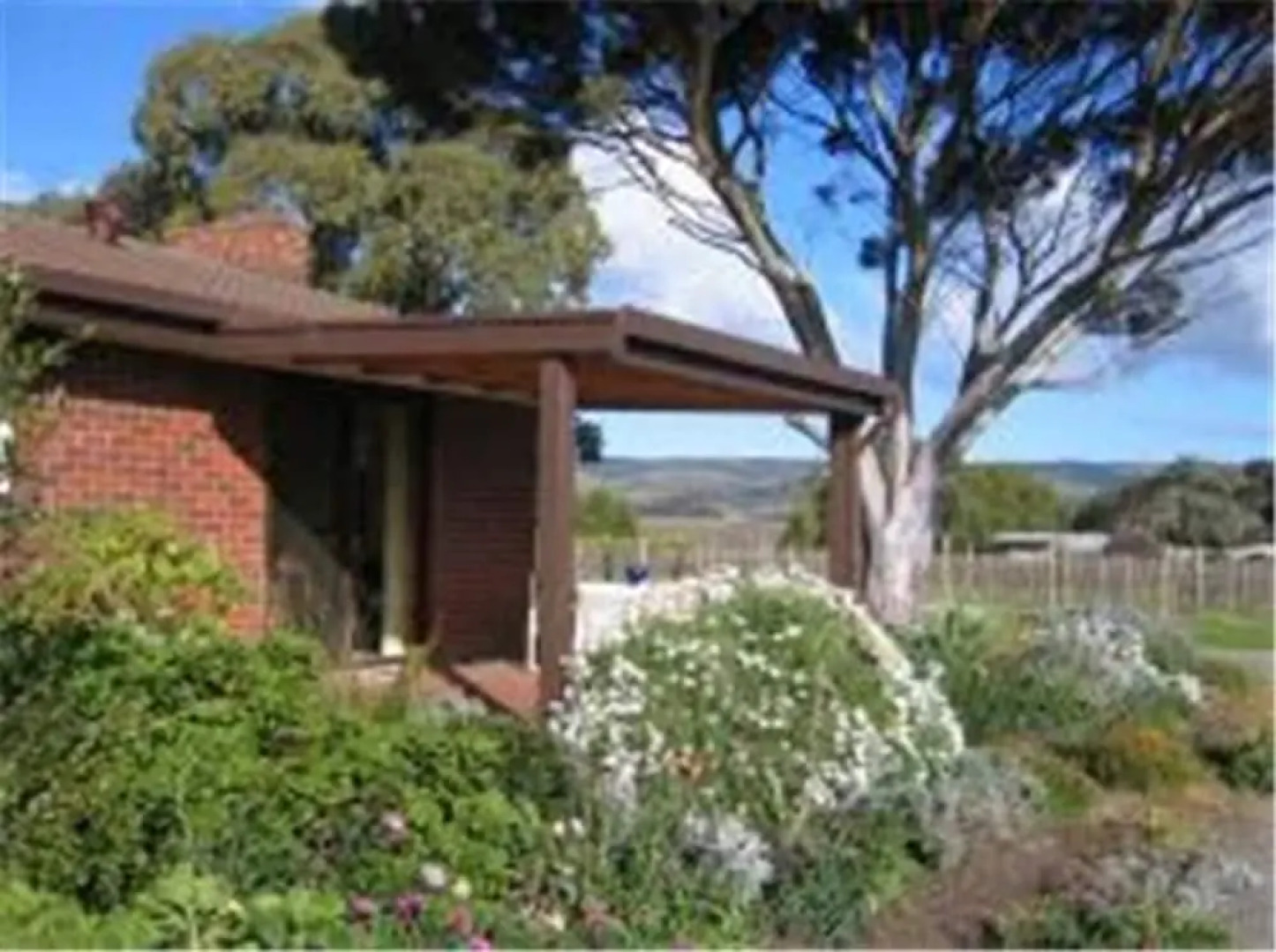 Linger Longer Vineyard Bed and Breakfast