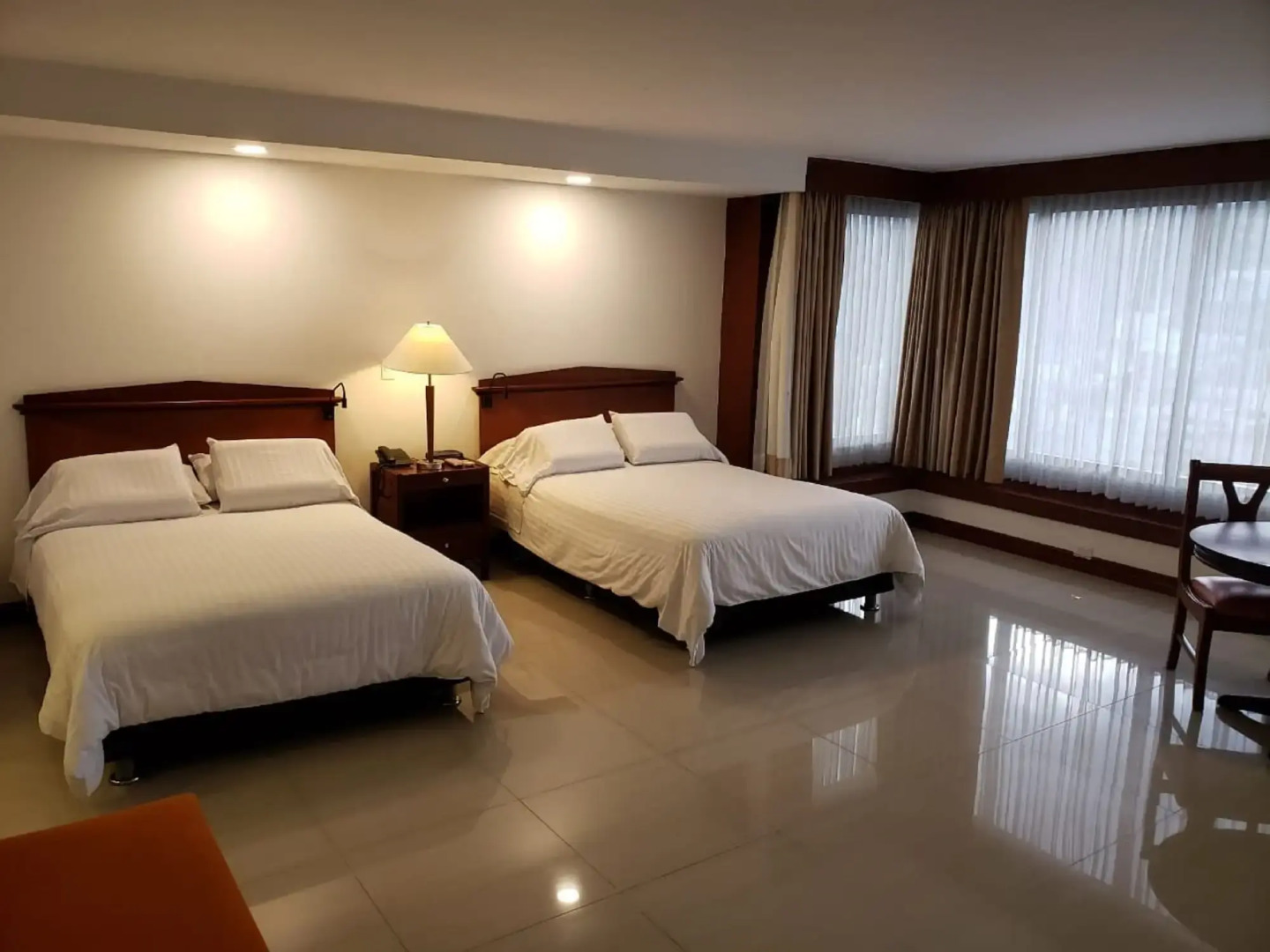 Torre De Cali Plaza Hotel