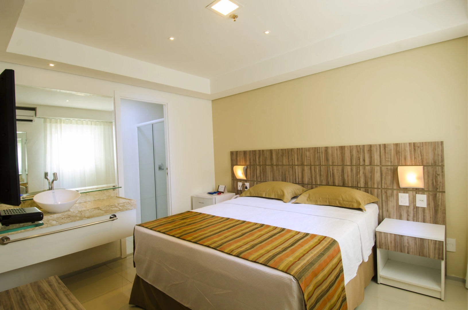 Profissionalle Hotel São Luís