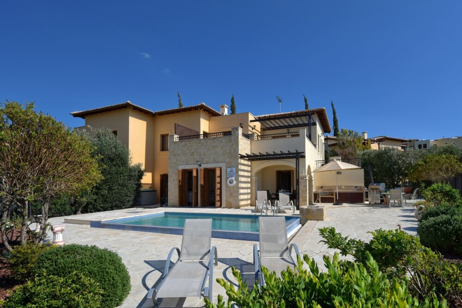 Stunning 3 bedroom villa 'BZ01' with private pool, stunning views, communal pool and resort facilities, Zephyros Village on Aphrodite Hills Re