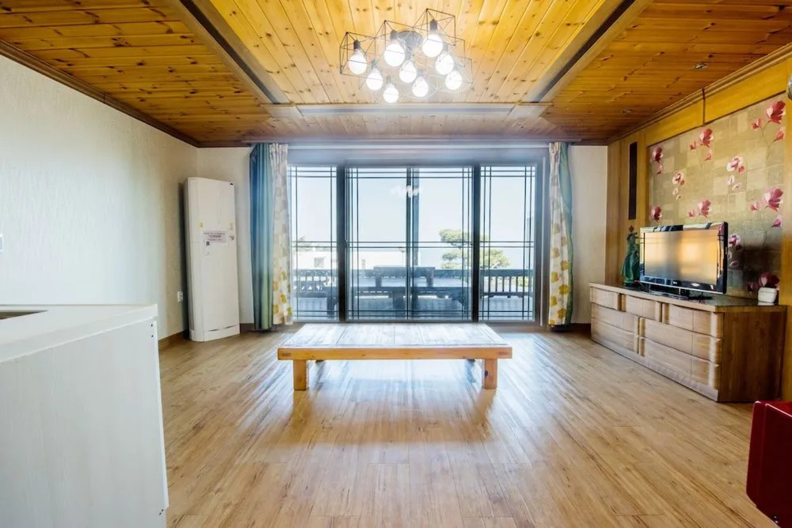 Geoje Sky Terrace Pension