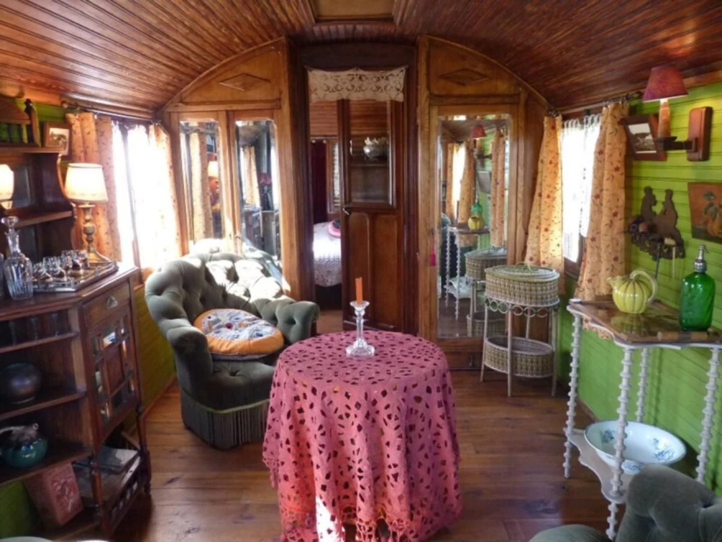 Les Roulottes de la Serve