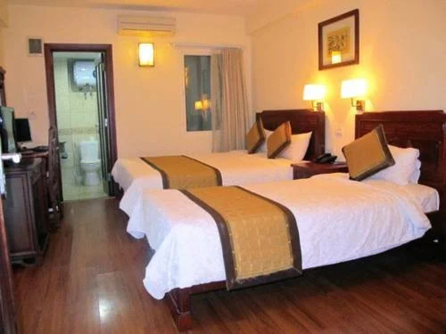 Prince Hanoi - 41 Bat Su