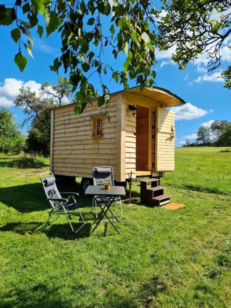 Gemutlicher Schaferwagen Im Grunen-Schaferwagen 44