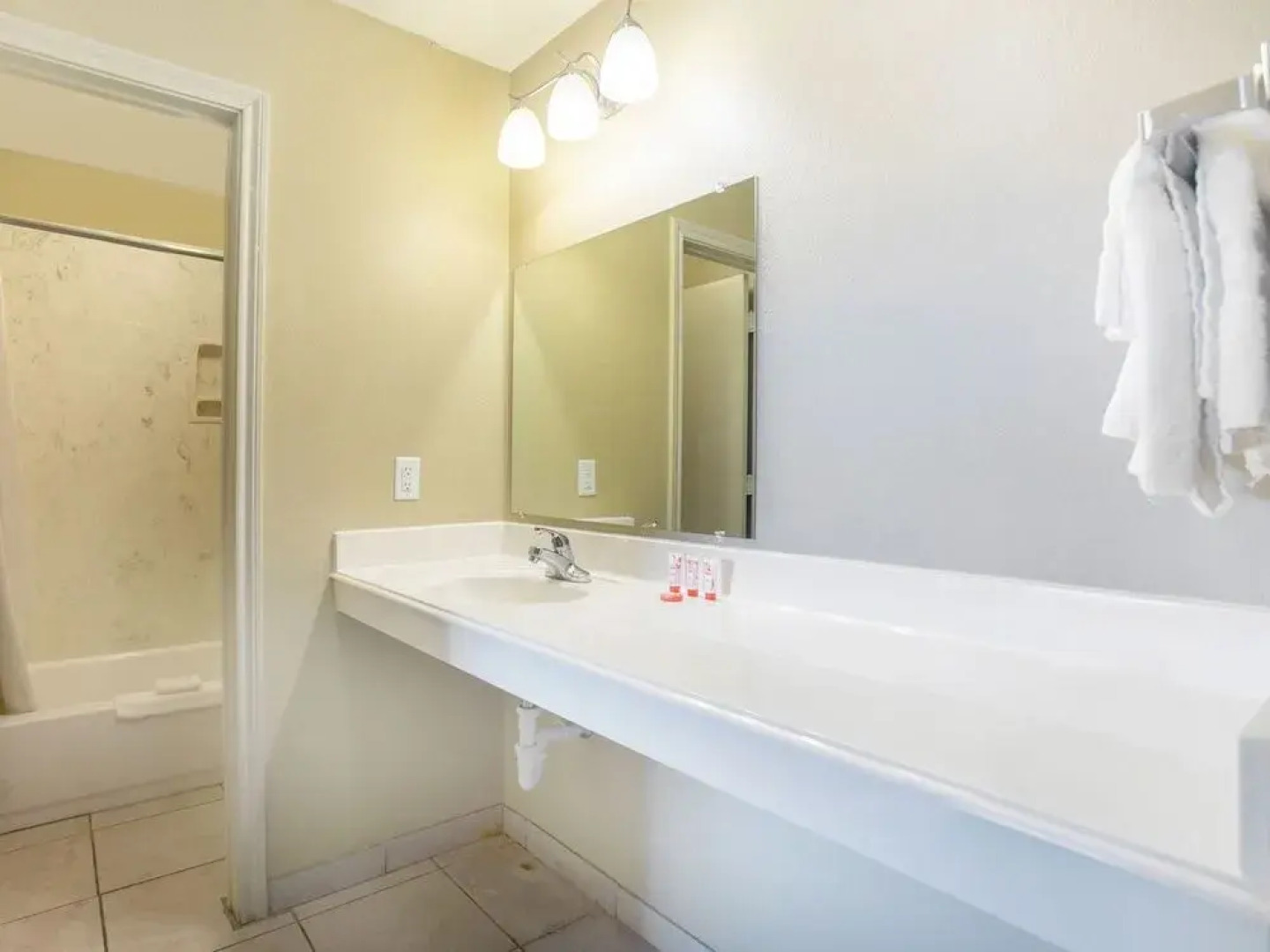 OYO Hotel Jacksboro TX Fort R