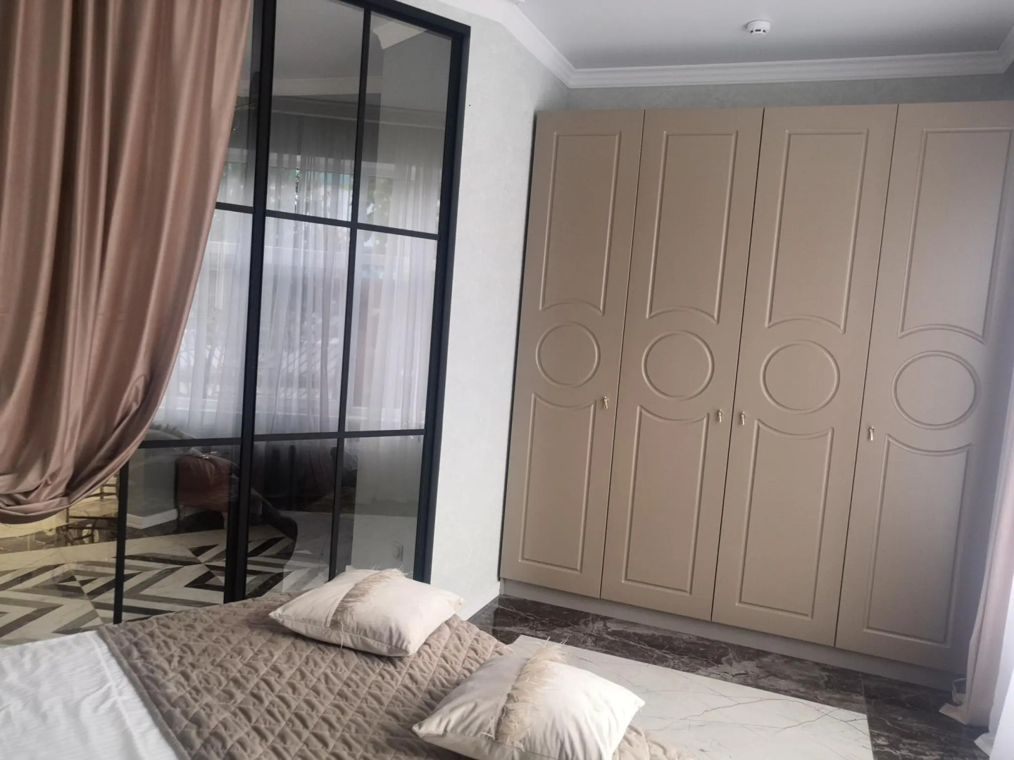 Art Voyage hotel (Арт Вояж)