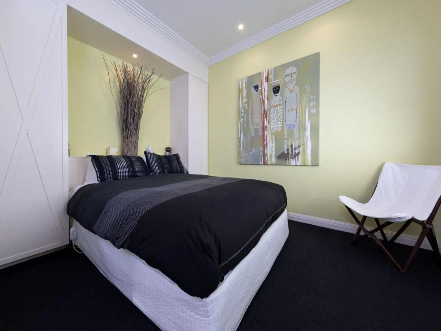 THE BEACH HOUSE Gerroa 4pm check out Sundays