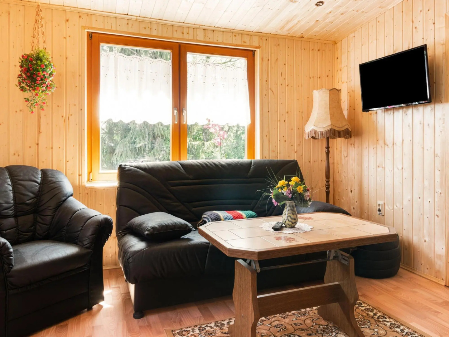 Holiday Home With Large Garden and Terrace