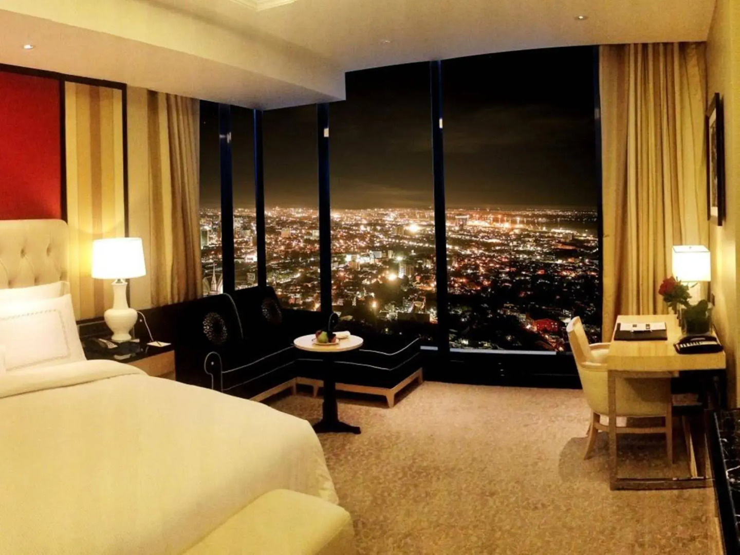 The Trans Luxury Hotel