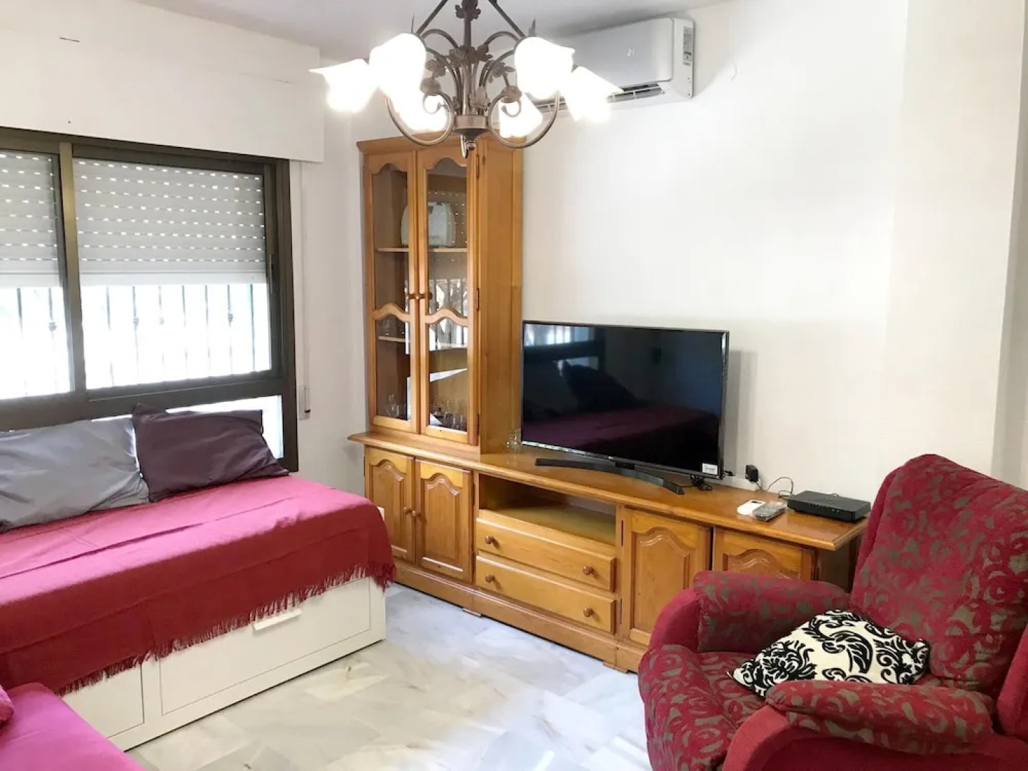 Apartment With 2 Bedrooms in Motril, With Pool Access and Wifi Near the Beach