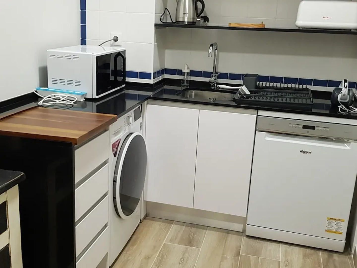 Carmo's Residence Art Apartments 2º