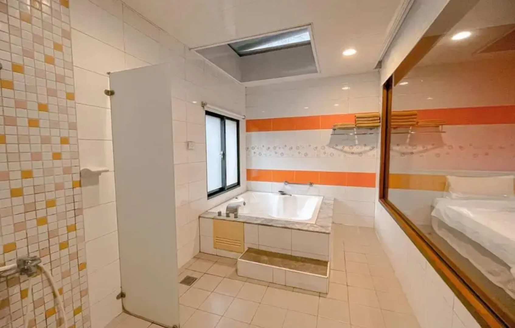 Ruixiong Hotspring Villa