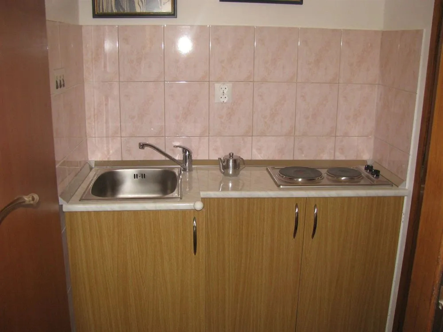 Apartment & Rooms House with Garden