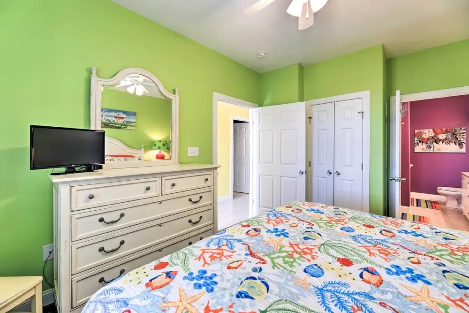 Indian Beach Resort Condo; Walk to Oceanfront!