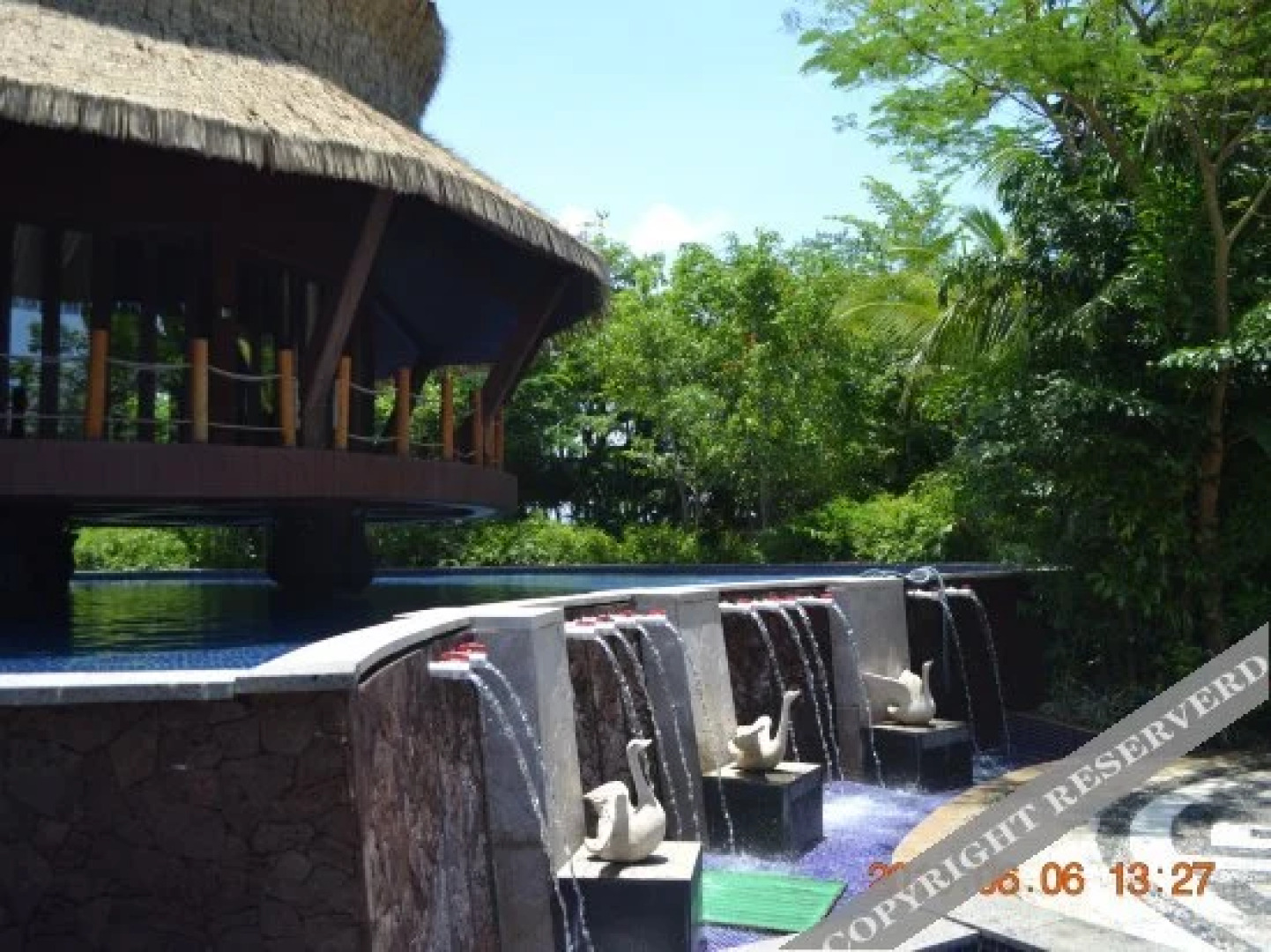 Naxiang Mountain Rainforest Resort Hotel (Baoting Yanuoda)