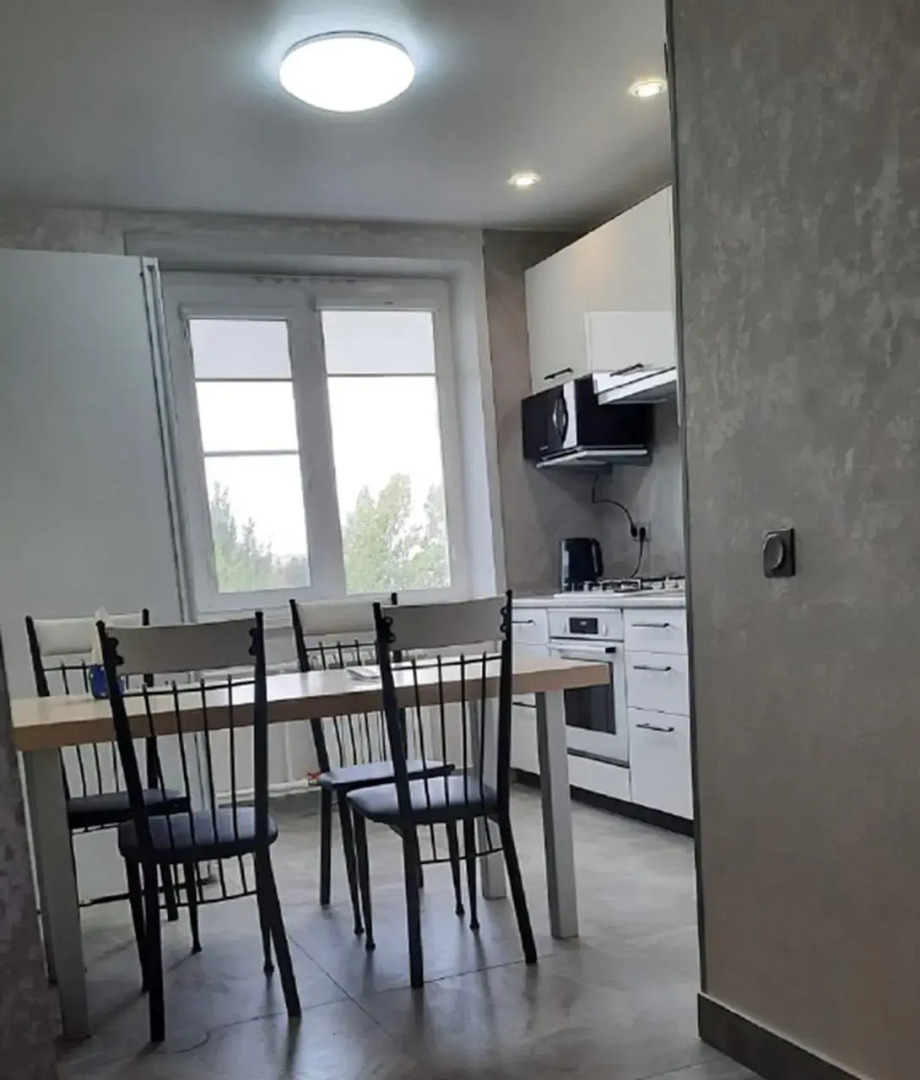 Апартаменты на улице Ворошилова 24