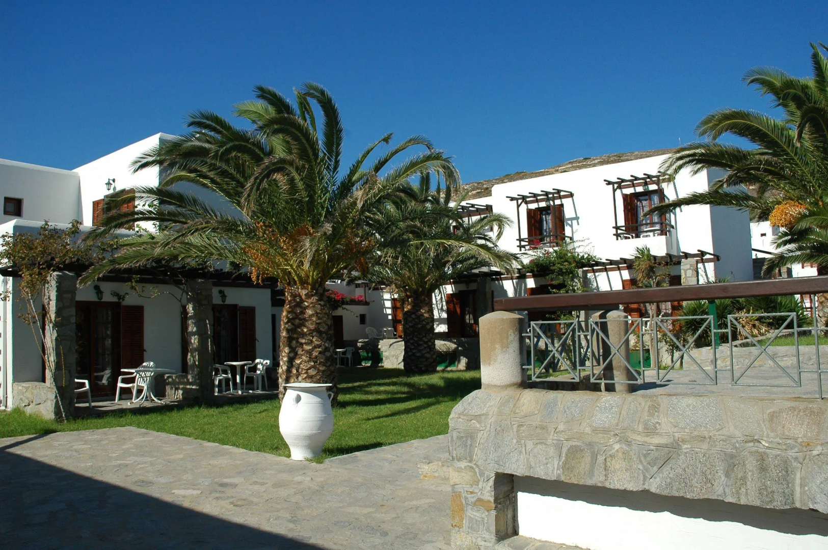 Porto Paros Hotel & Villas