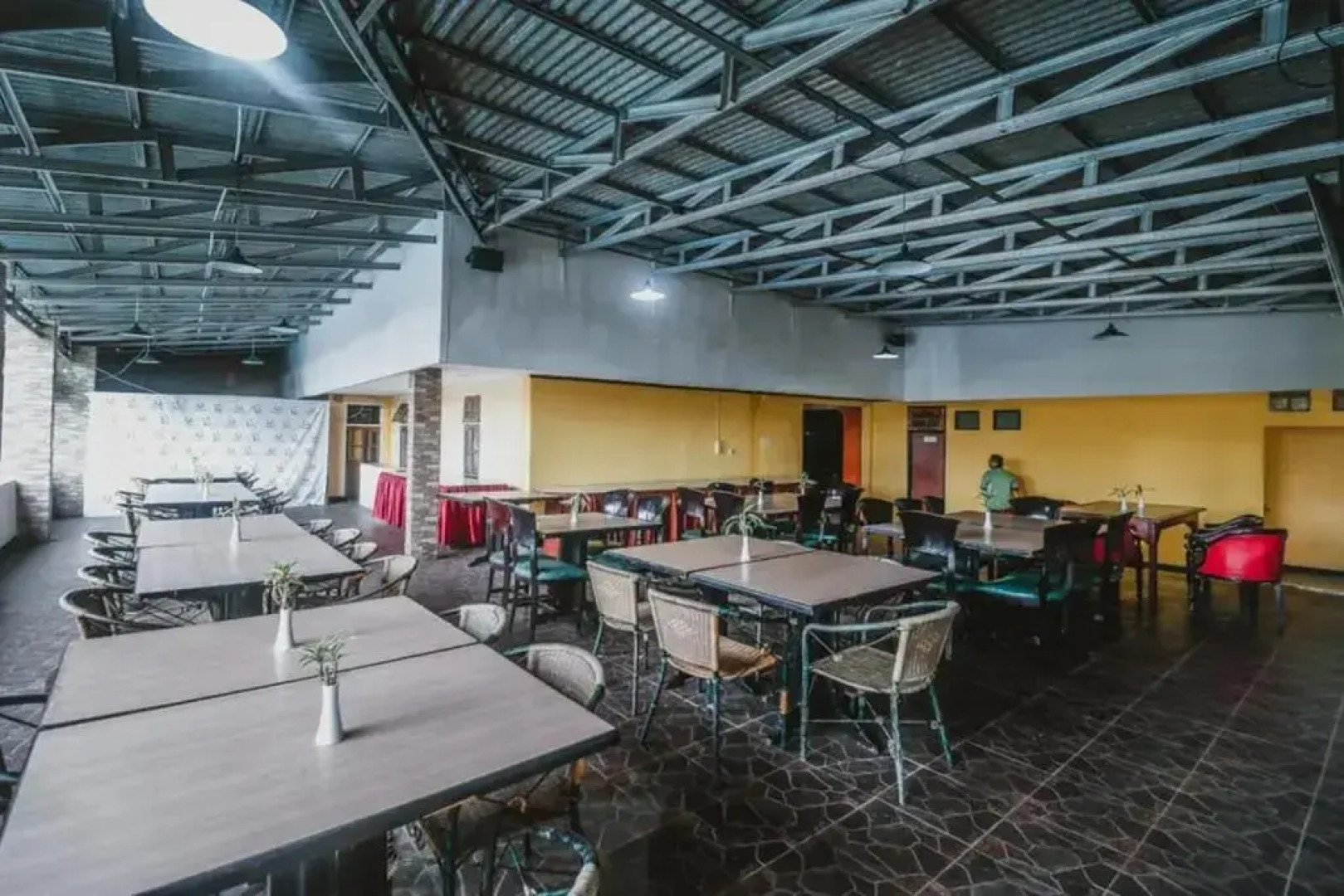 OYO 90114 New Cipayung Asri Hotel