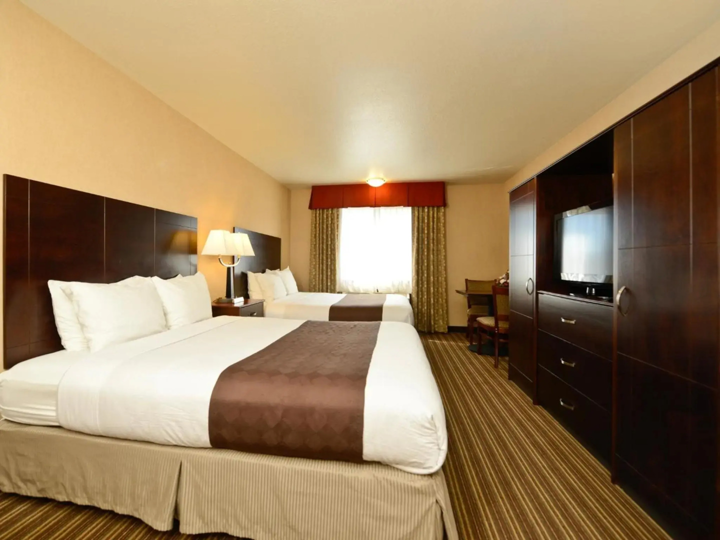 Yellowstone Westgate Hotel